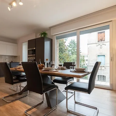 Art X4 In Centre With Private Parking 아파트 파도바