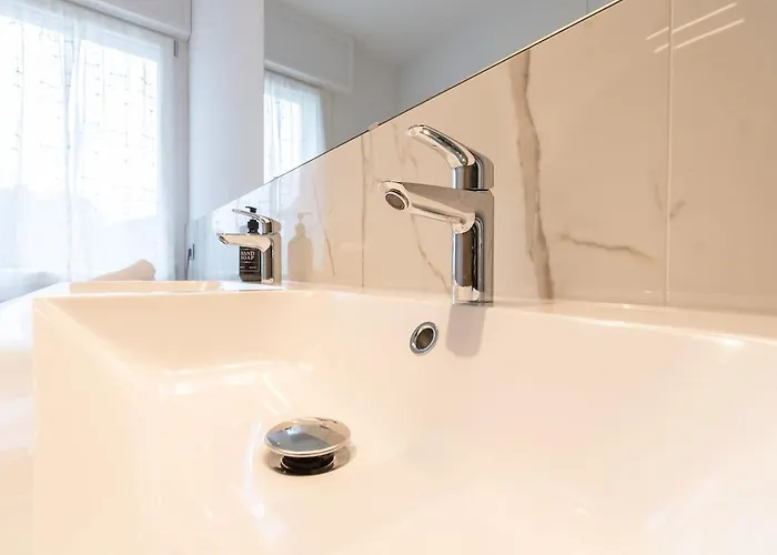 Art X4 In Centre With Private Parking * Падуя