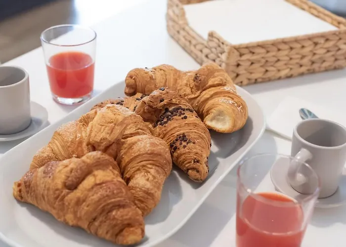 Апартаменты Art X4 In Centre With Private Parking Падуя