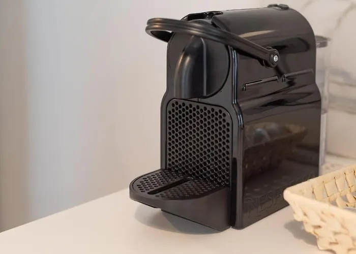 Art X4 In Centre With Private Parking Апартаменты